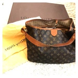 Louis Vuitton shoulder bag